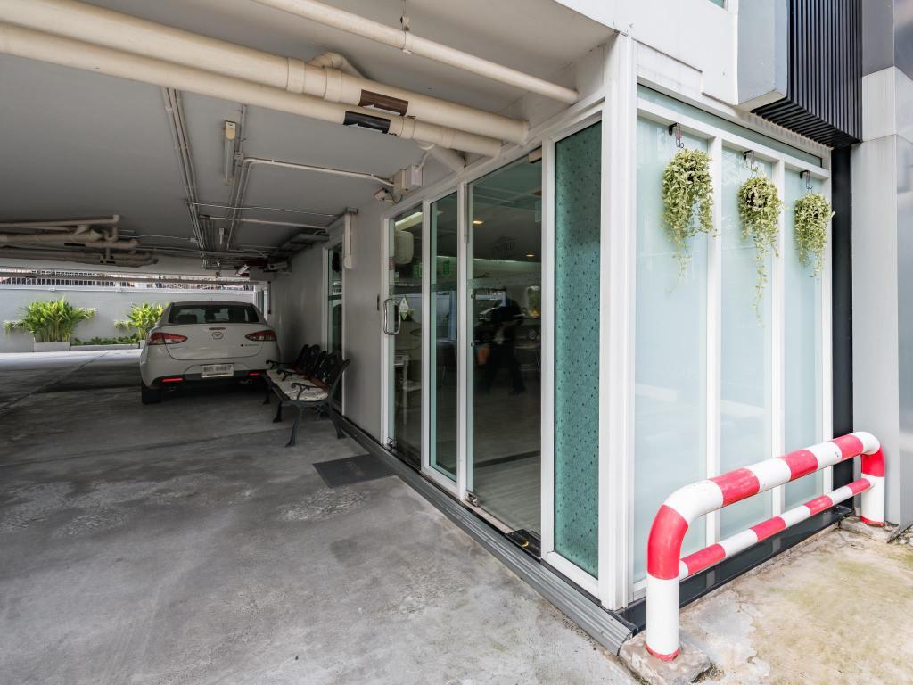 United Residence Ekamai Bangkok Dış mekan fotoğraf